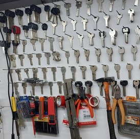 ремонт +и изготовление ключей